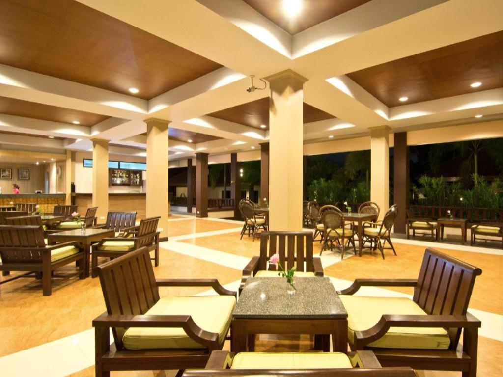 Rose Bay Resort Pattaya Exteriör bild