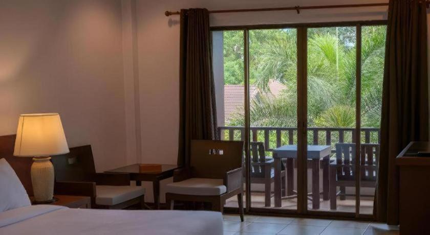 Rose Bay Resort Pattaya Exteriör bild